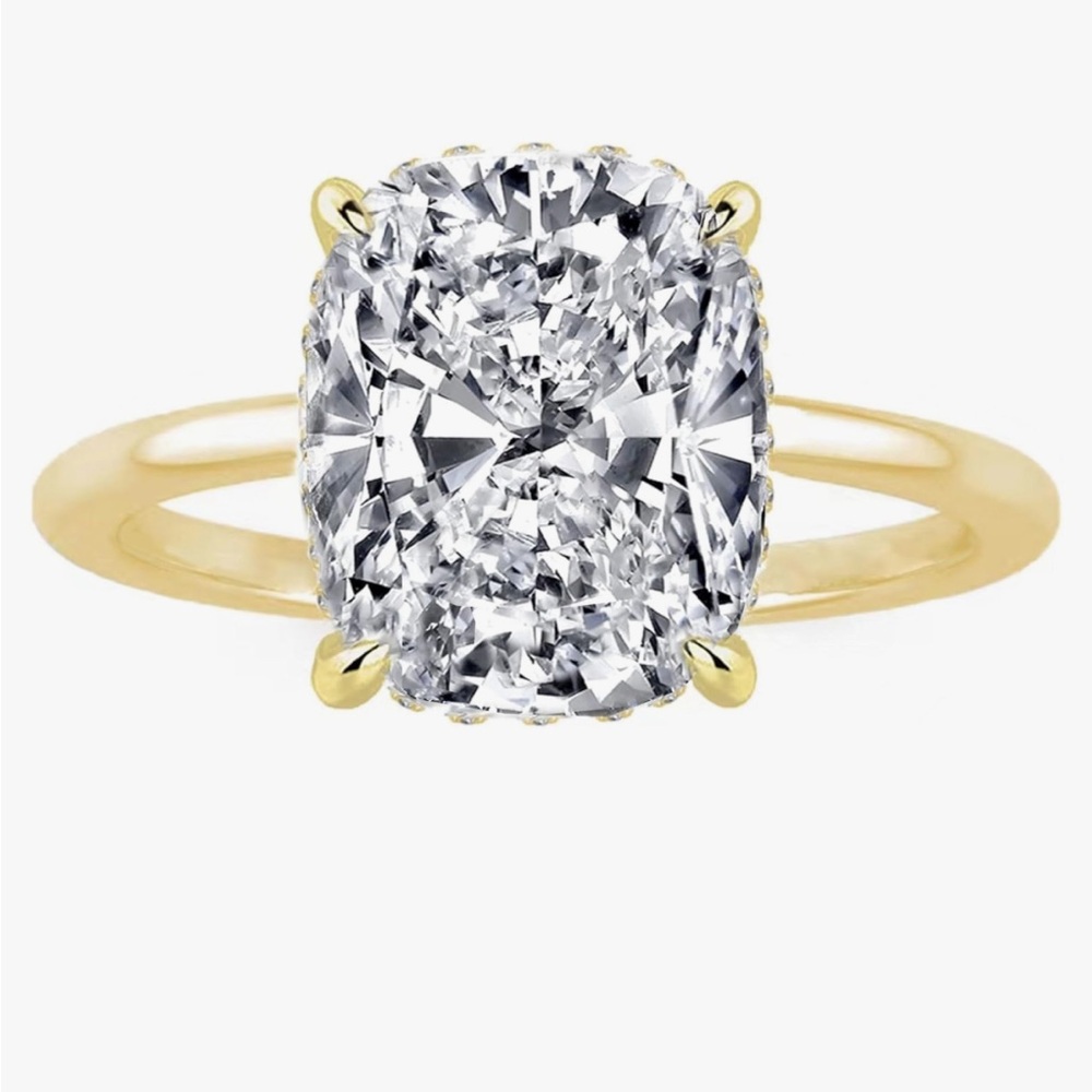 Dazzling 4 ct Cubic Zirconia Pinky Ring
